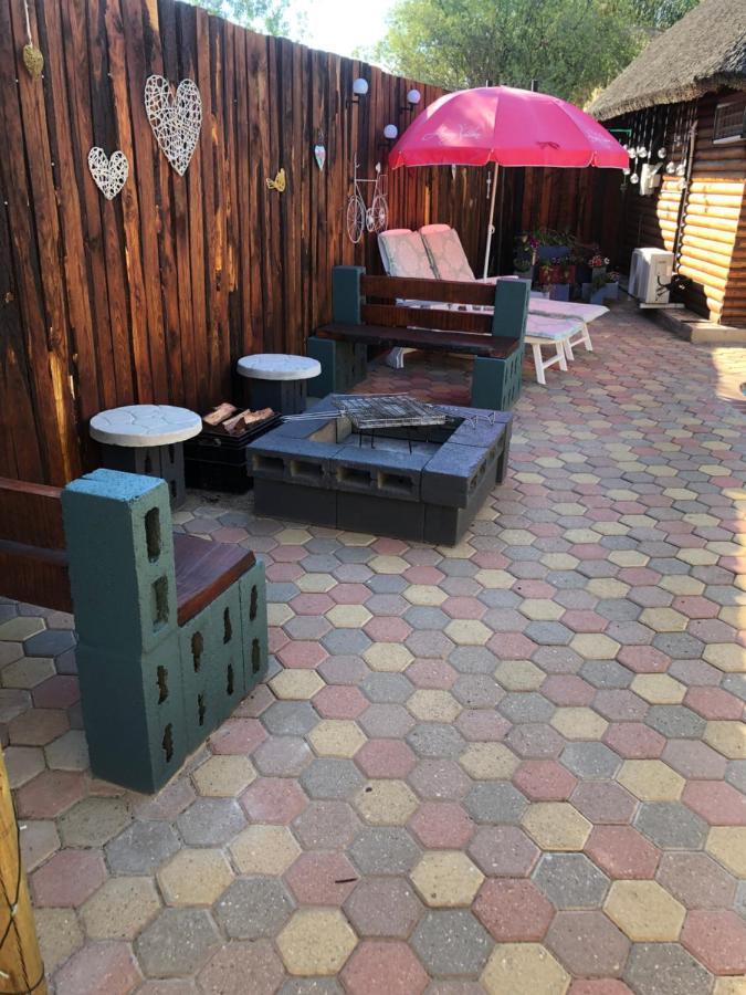 Oppi Draai Guesthouse Oudtshoorn Exteriér fotografie