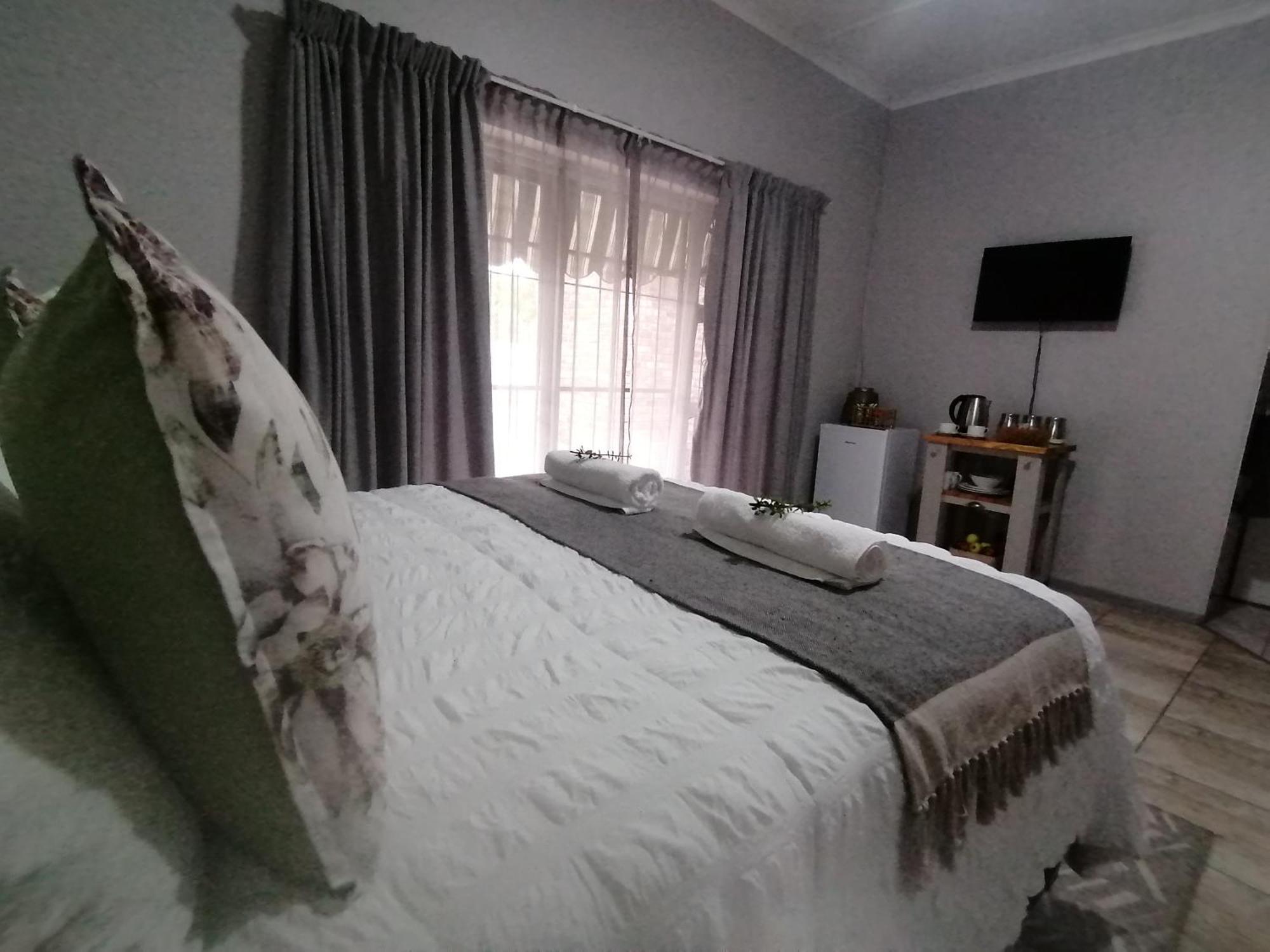 Oppi Draai Guesthouse Oudtshoorn Exteriér fotografie